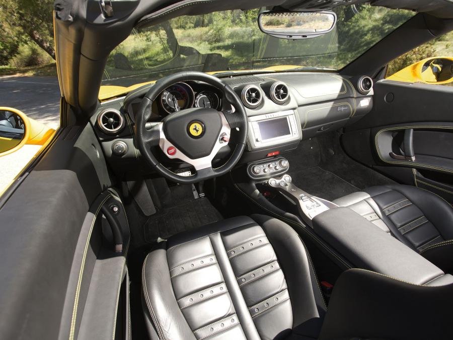  Ferrari California 2009 года  (US) (фото 8 из 14)